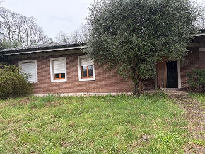 Casa con 10 locali in vendita in Via Beato Angelico, Meda