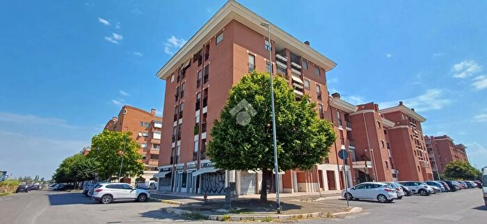 Appartamento trilocale in vendita in Via Antonino Pagliaro, Roma