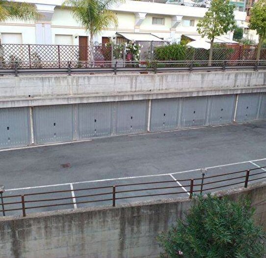 Appartamento in affitto in Via Franco Alfano, Solaro, Sanremo