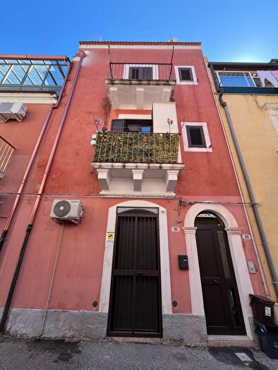 Casa quadrilocale in vendita in Via Giovanni Verga, Ragusa
