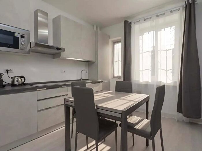 Appartamento monolocale in affitto in Via Ascanio Sforza, Milano