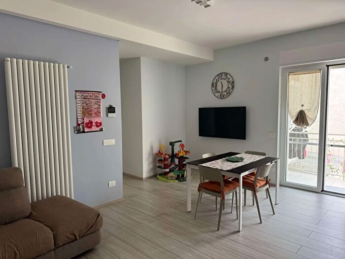 Appartamento trilocale in vendita in Noicattaro
