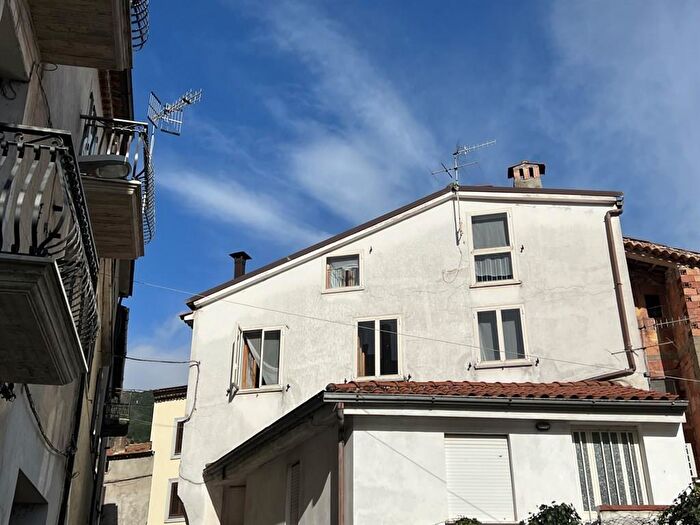 Appartamento con 5 locali in vendita in San Giovanni A Piro