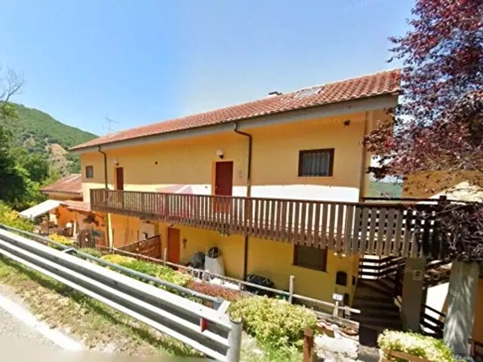Casa trilocale in affitto in Sr, Lucoli