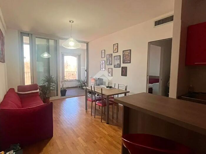 Appartamento bilocale in affitto in Viale Giovanni Suzzani, Milano