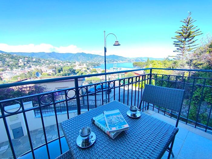 Appartamento quadrilocale in affitto in Via Bellosguardo, Centro, Santa Margherita Ligure