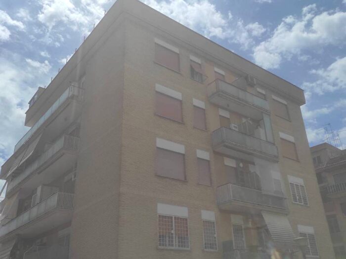 Appartamento bilocale in affitto in Via Vado Ligure, Torrevecchia, Roma