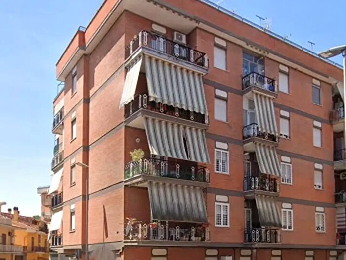 Appartamento bilocale in vendita in Via Massimo d Azeglio, Guidonia Montecelio