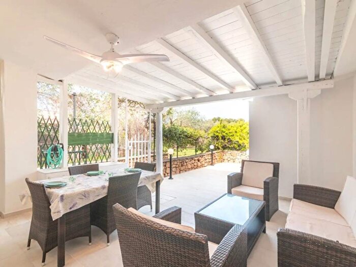 Casa trilocale in affitto in Via Li Menduli, Centro, San Teodoro