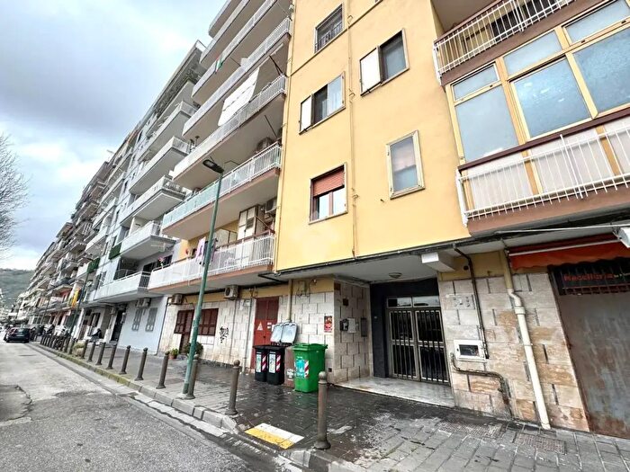 Appartamento bilocale in vendita in Via Nabucco, Napoli