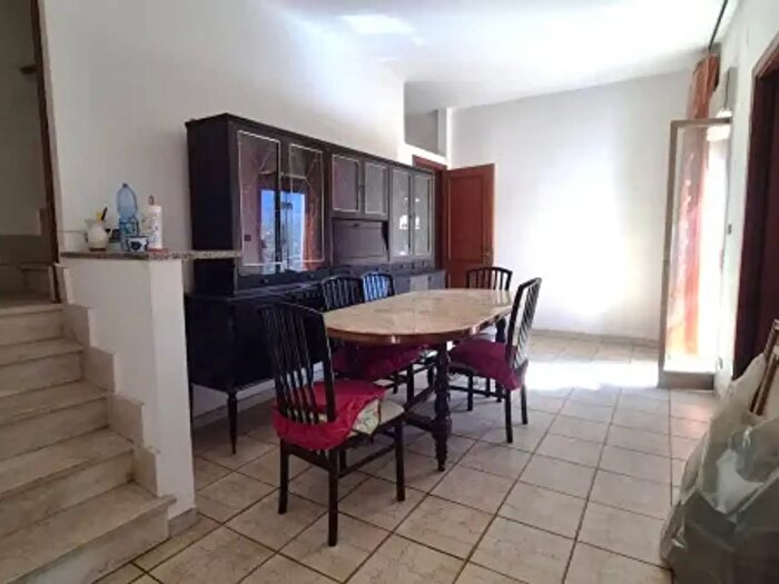 Casa con 6 locali in vendita in Stretto Bersaglio, Barcellona Pozzo Di Gotto