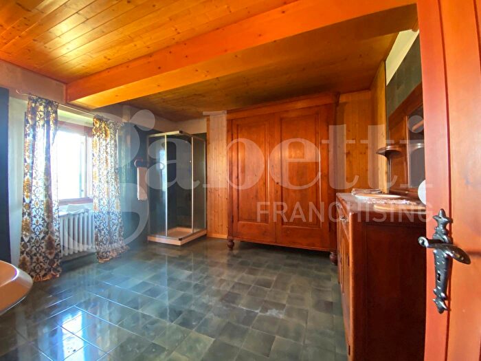 Casa con 9 locali in vendita in Località Cà dei Mucci, Castel Di Casio