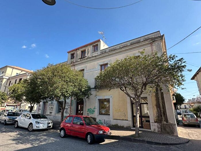 Casa quadrilocale in affitto in Catanzaro Lido, Catanzaro