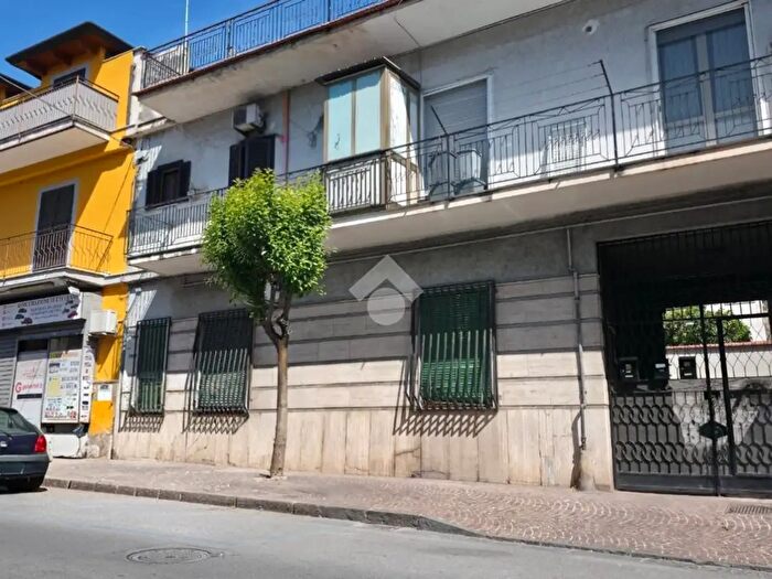 Appartamento quadrilocale in vendita in Via Giuseppe Mazzini, Frattamaggiore