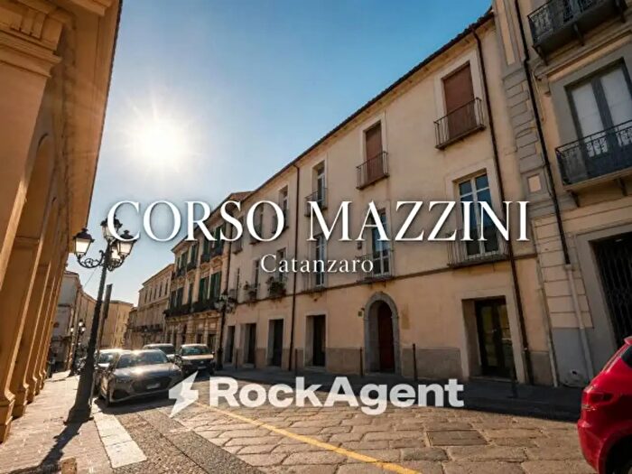 Appartamento quadrilocale in vendita in Corso Giuseppe Mazzini, Catanzaro