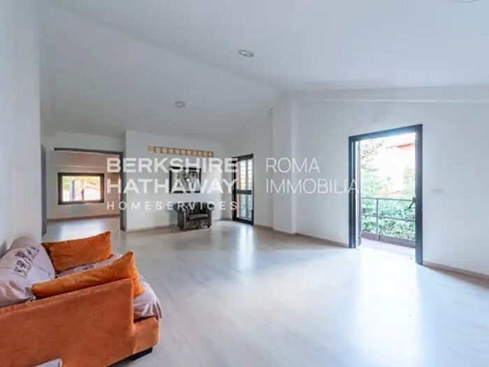 Appartamento quadrilocale in vendita in Via Portuense, Roma