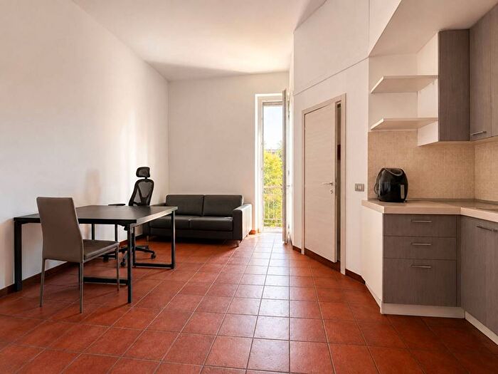 Appartamento bilocale in affitto in Viale Corsica, Argonne Corsica, Milano