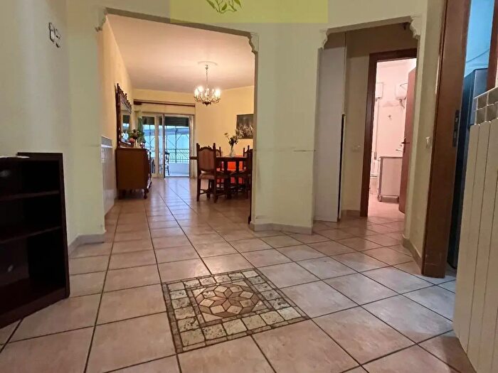 Appartamento con 5 locali in vendita in Via Carducci, Silvi