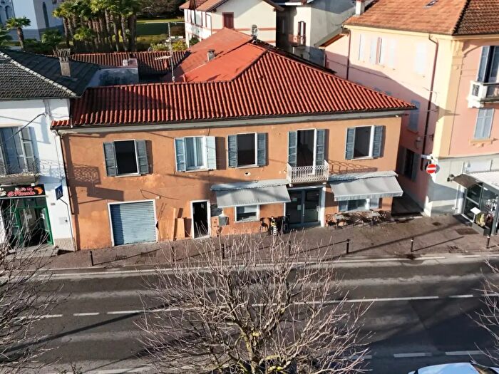 Case in Vendita e in Affitto - 2