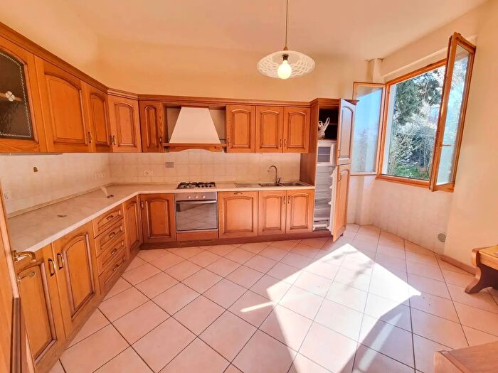 Appartamento con 5 locali in vendita in San Casciano In Val Di Pesa