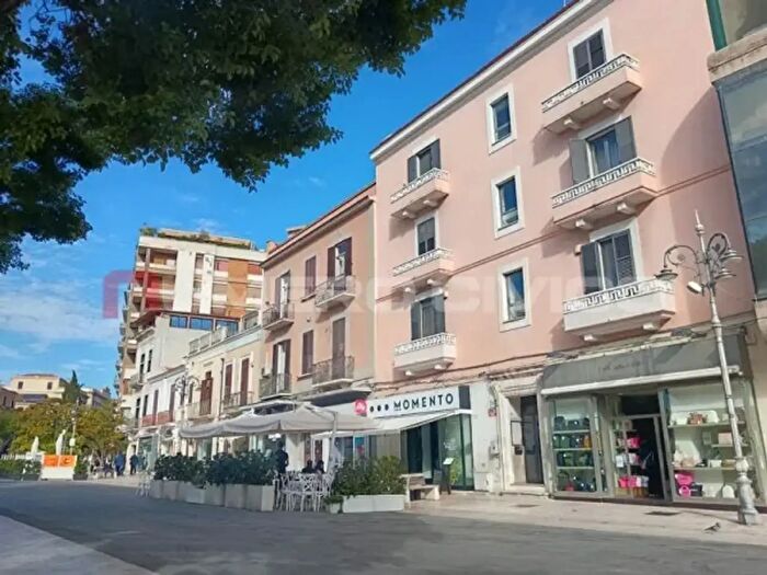 Appartamento bilocale in vendita in Piazza Umberto Giordano, Foggia
