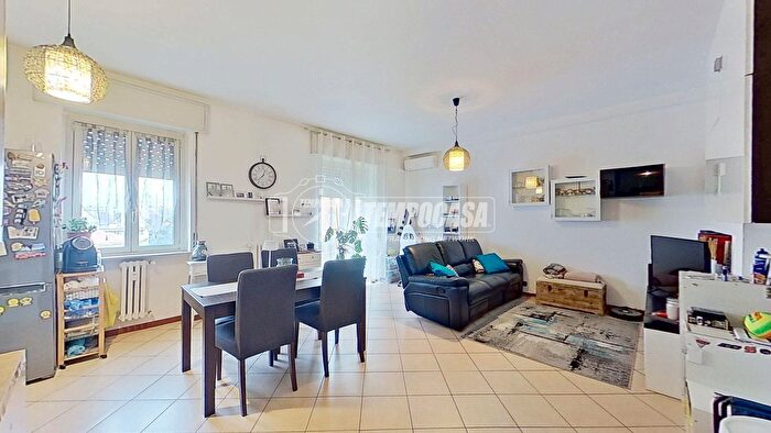 Appartamento bilocale in vendita in Viale Lombardia, Brugherio