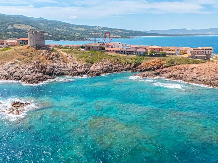 Appartamento trilocale in vendita in Via Cala Calboni, Trinità d'Agultu e Vignola