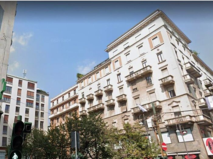 Appartamento quadrilocale in affitto in Via Torino, Carrobbio, Milano