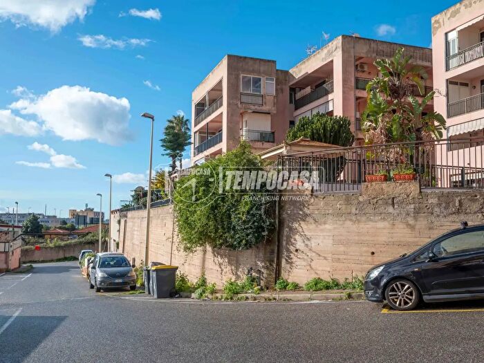 Appartamento trilocale in vendita in Via Giorgio La Pira, Messina