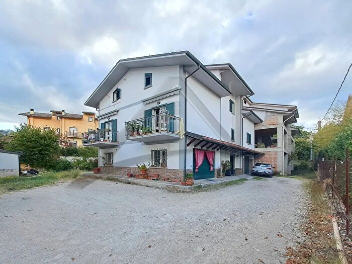 Appartamento quadrilocale in affitto in Via di Preturo, L'Aquila