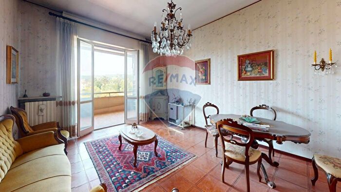 Appartamento trilocale in vendita in Via Alessandria, Strevi