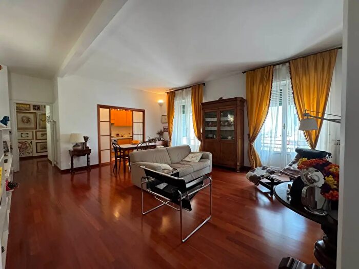 Appartamento quadrilocale in affitto in Via Petriccioli, Lerici