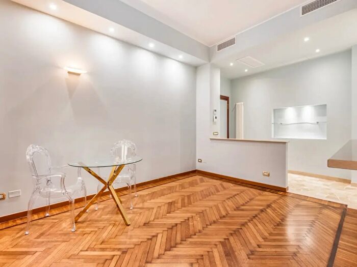 Appartamento bilocale in affitto in Via Carroccio, Milano