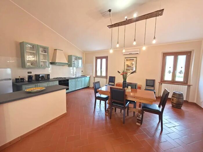 Appartamento quadrilocale in vendita in Cerreto Guidi