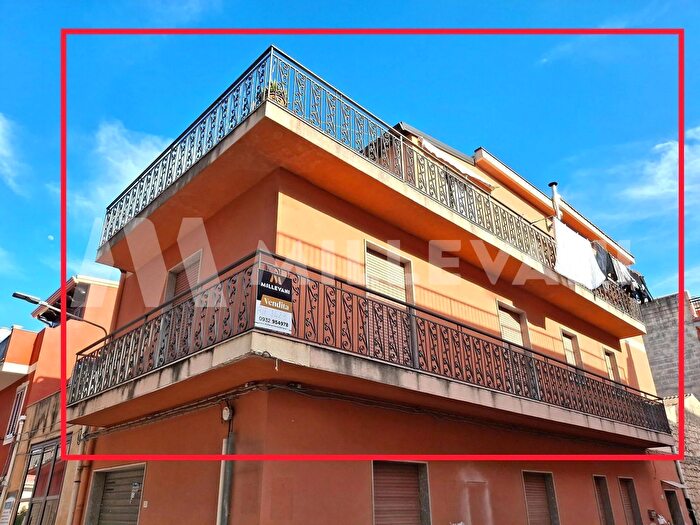 Appartamento quadrilocale in vendita in Via della Sila, Pozzallo