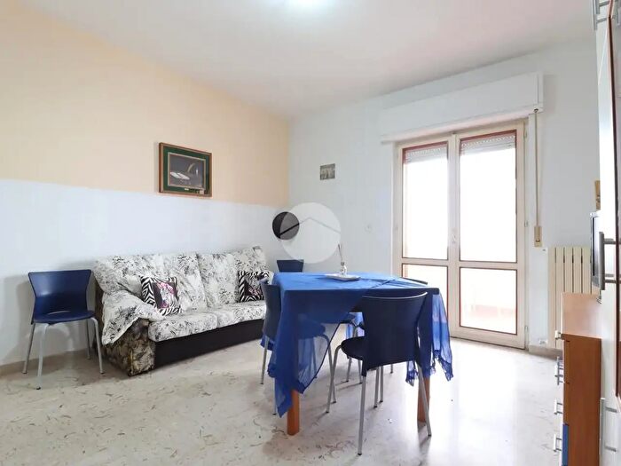 Appartamento bilocale in vendita in Via Puccini, Silvi