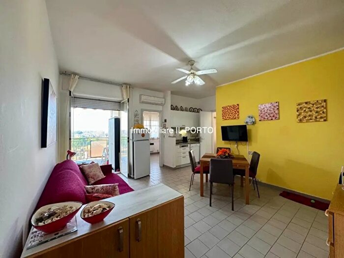 Appartamento trilocale in vendita in Comacchio