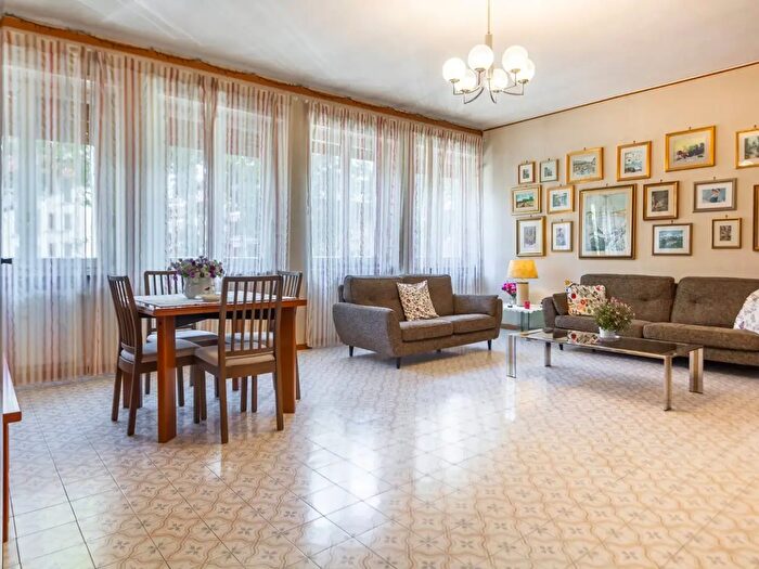 Appartamento quadrilocale in vendita in Via dei Prati Fiscali, Roma