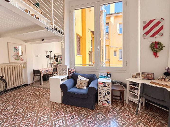 Appartamento bilocale in affitto in Via Galliera, Centro Storico, Bologna