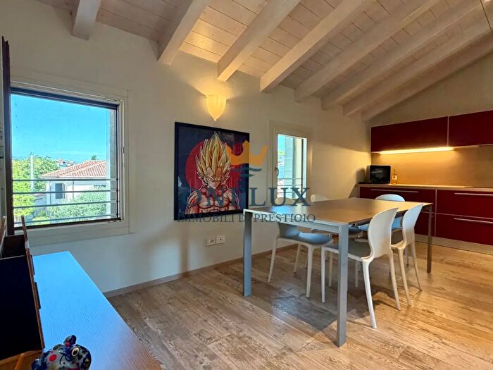 Appartamento quadrilocale in vendita in Via San Pio X, Castelfranco Veneto