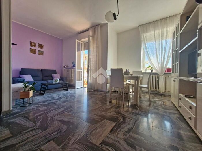 Appartamento quadrilocale in vendita in Via Corsi Giacinto, Asti