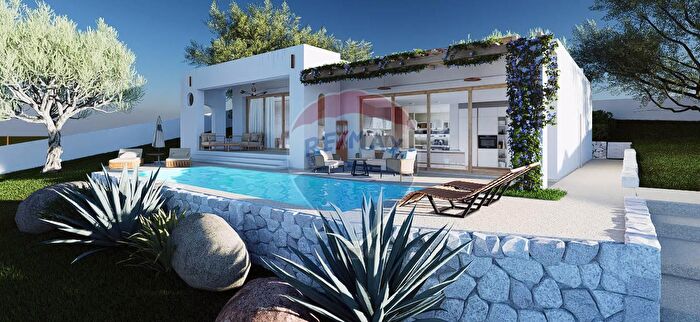 Casa con 6 locali in vendita in Quartu SantElena