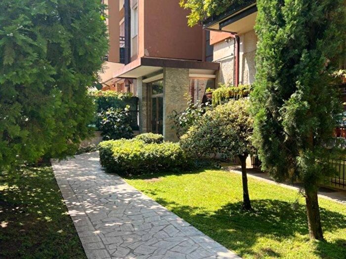 Appartamento trilocale in affitto in Viale della Repubblica, Borgo Trento, Verona