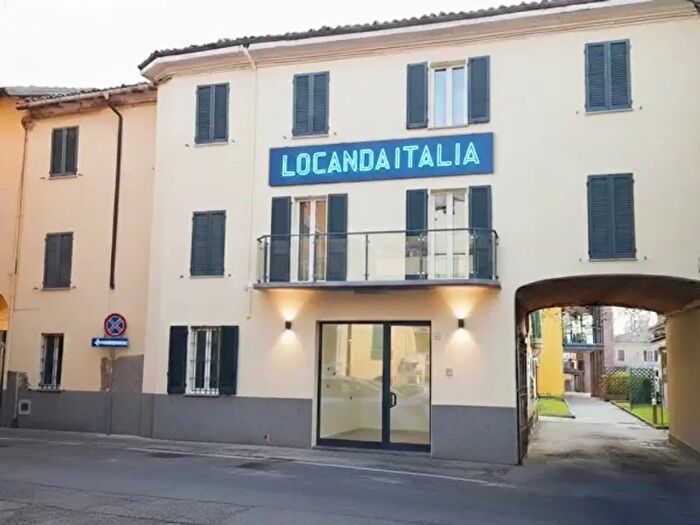 Casa con 6 locali in vendita in Viale Giuseppe Verdi, Traversetolo