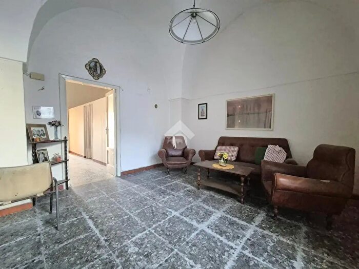 Appartamento quadrilocale in vendita in Via Monte Santo, Oria