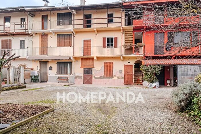 Case in Vendita e in Affitto - 2