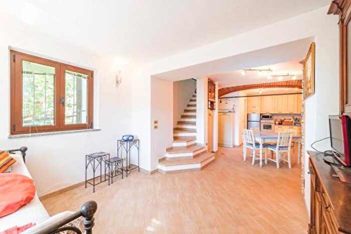 Casa quadrilocale in vendita in Frazione Frise, Monterosso Grana