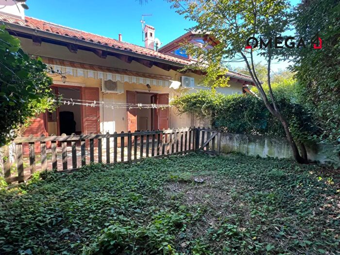 Casa trilocale in affitto in Via Doberdò, Trieste