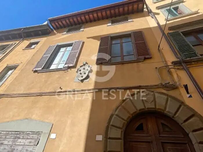 Casa con 6 locali in vendita in Via del Cassero, Castiglion Fiorentino
