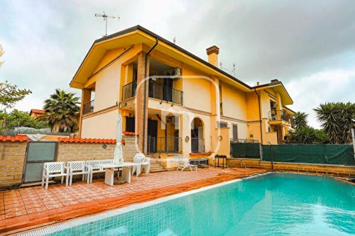 Casa trilocale in vendita in Via del Fosso Scilicino, Roma